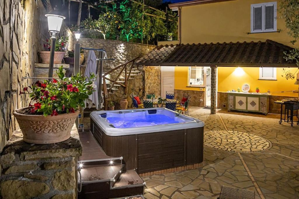 Вилла Casa La Cycas Масса-Лубренсе Экстерьер фото